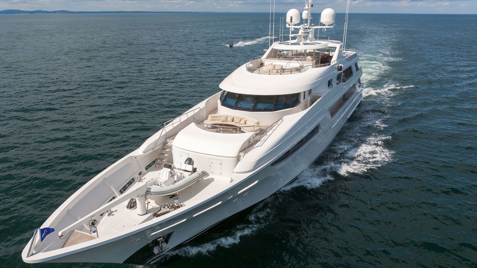 superyacht owner Carl Allen purchased Walker's Cay Bahamas revive